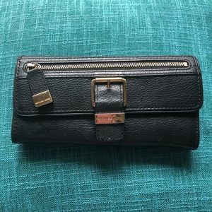 Michael Kors Leather Wallet Checkbook + Black/Gold